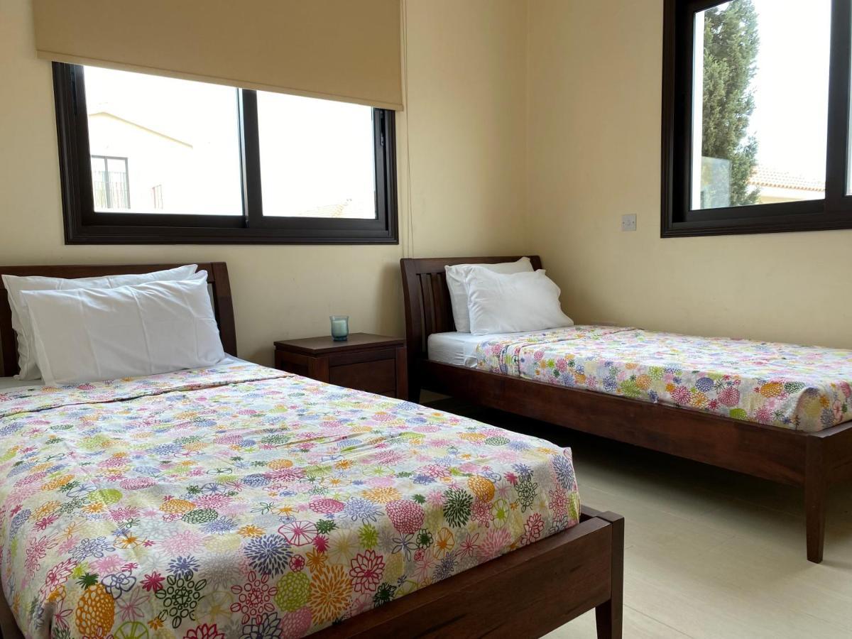 Kyklades Resort & Spa Paralimni Exterior foto