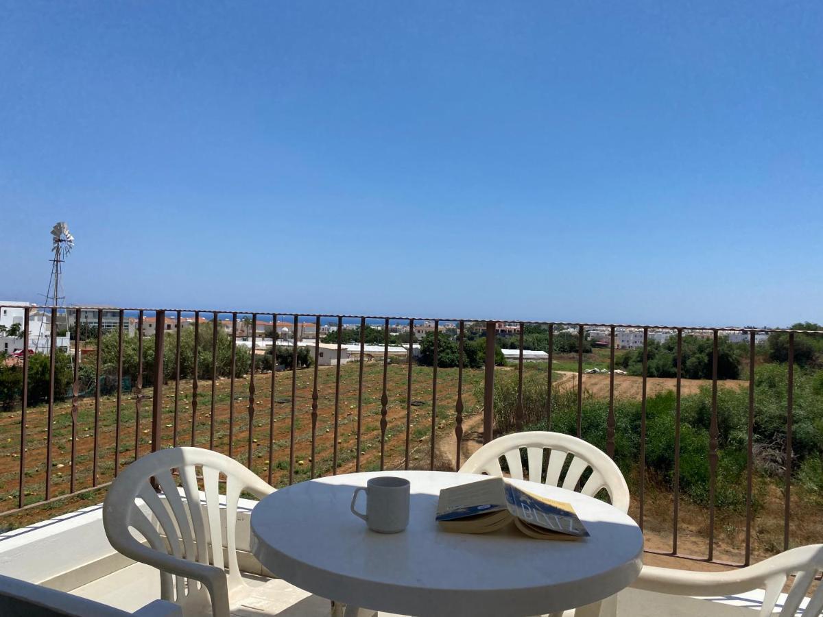 Kyklades Resort & Spa Paralimni Exterior foto